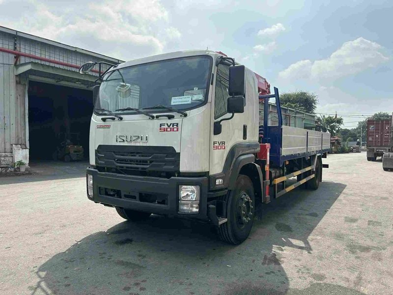 Isuzu FVR900 Gắn Cẩu Unic 5 Tấn 4 Khúc URV554K