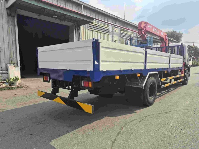 Isuzu FVR900 Gắn Cẩu Unic 5 Tấn 5 Khúc URV555K