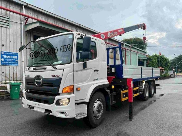 Hino 3 Chân Gắn Cẩu 3 Tấn Unic URV374K