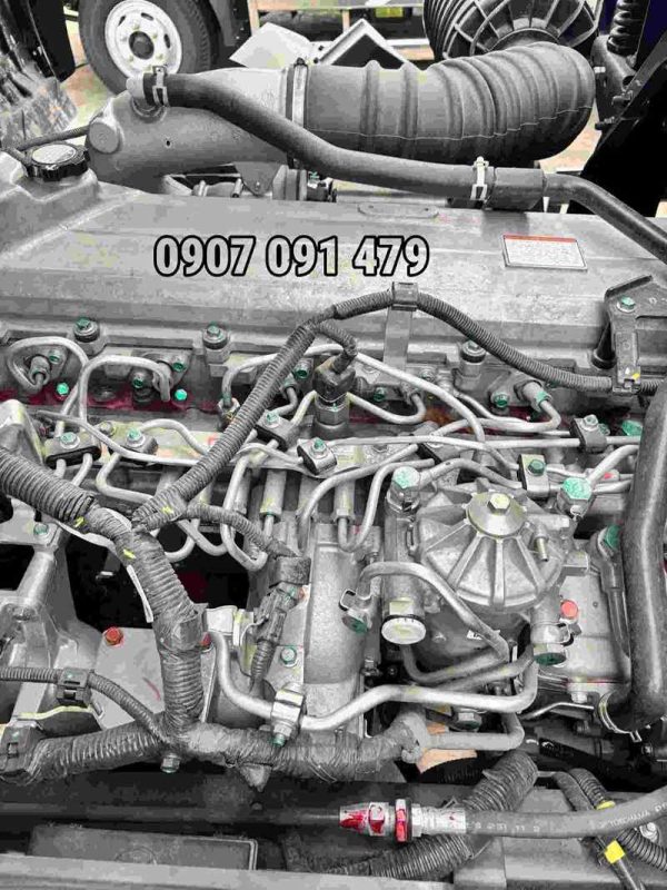 Động Cơ Hino 3 Chân Gắn Cẩu 5 Tấn Unic URV554