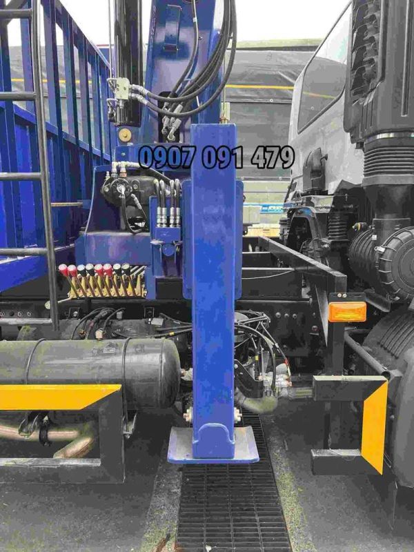 Hino 3 Chân Gắn Cẩu DongYang 8 Tấn 7 Khúc SS2037