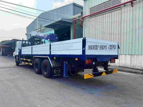 Hino 3 Chân Gắn Cẩu DongYang 8 Tấn 7 Khúc SS2037