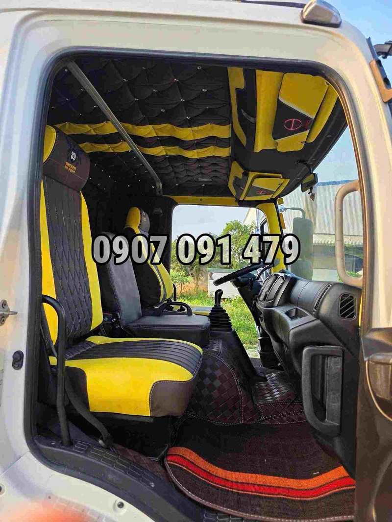 Nội Thất Hino 8 Tấn Gắn Cẩu Unic 5 Tấn 4 Khúc URV554K