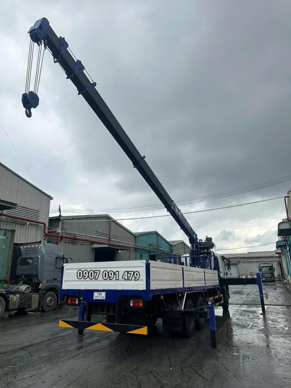 Isuzu 3 Chân FVM1500 Gắn Cẩu DongYang SS2036