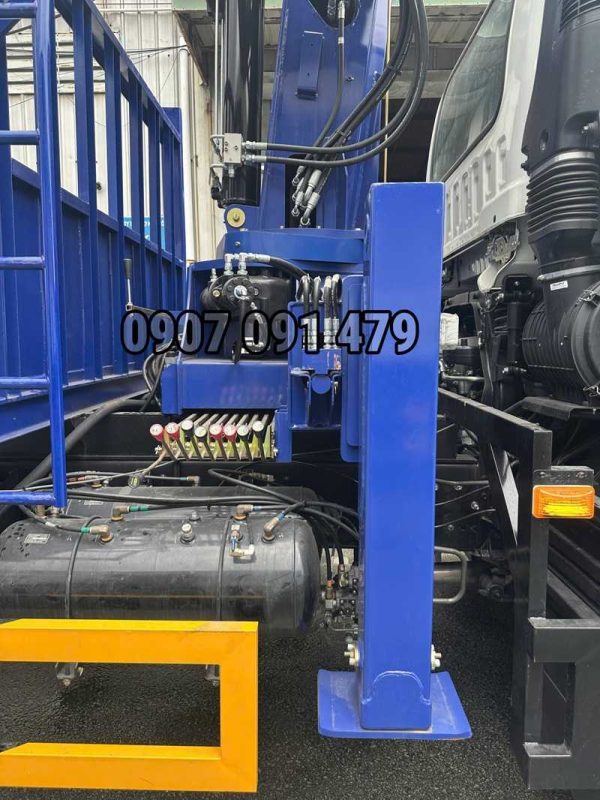 Isuzu 3 Chân FVM1500 Gắn Cẩu DongYang SS2036