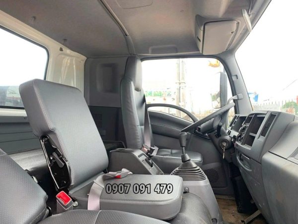 Nội thất Isuzu 3 Chân FVM1500 Gắn Cẩu DongYang SS2036