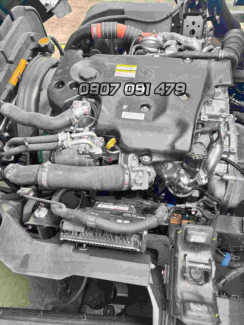Động Cơ Isuzu NPR350 Gắn Cẩu 3 Tấn 4 Khúc