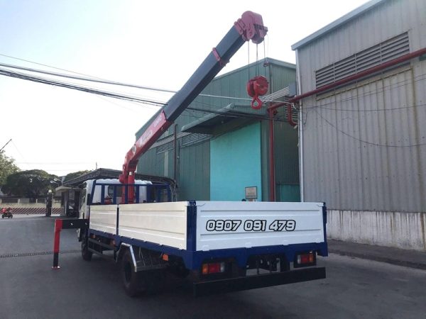 Isuzu NPR350 Gắn Cẩu Unic 3 Tấn 5 Khúc