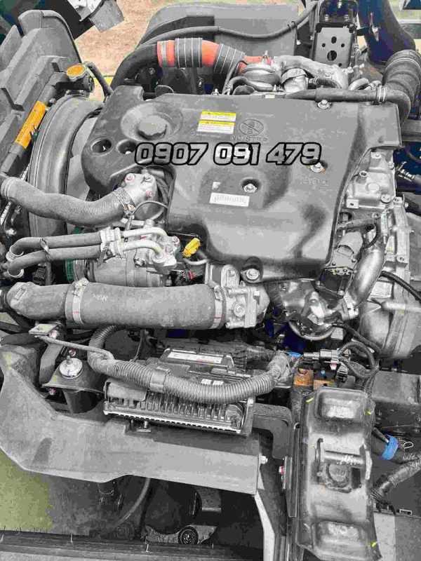 Động cơ Isuzu NPR350 Gắn Cẩu Unic 3 Tấn 5 Khúc