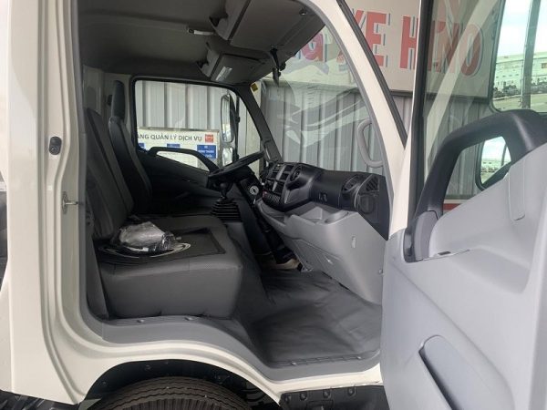 Hino XZU720L Gắn Cẩu 3 Tấn 4 Khúc
