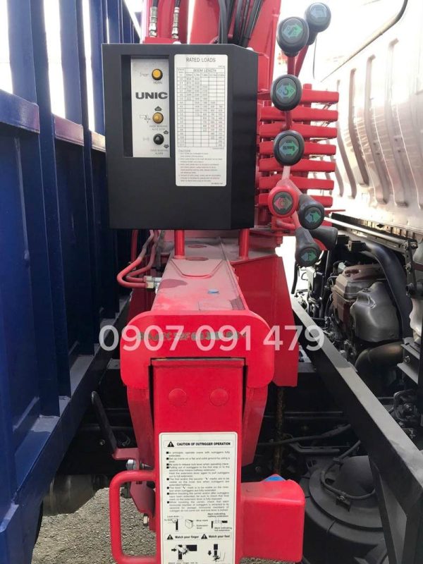 Thông Số Cẩu Unic 375