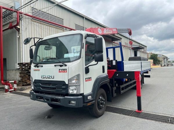 Xe Tải Isuzu 6 Tấn Gắn Cẩu Unic 3 Tấn 4 Khúc
