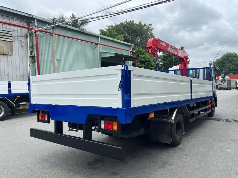 Xe Tải Isuzu 6 Tấn Gắn Cẩu Unic 3 Tấn 4 Khúc
