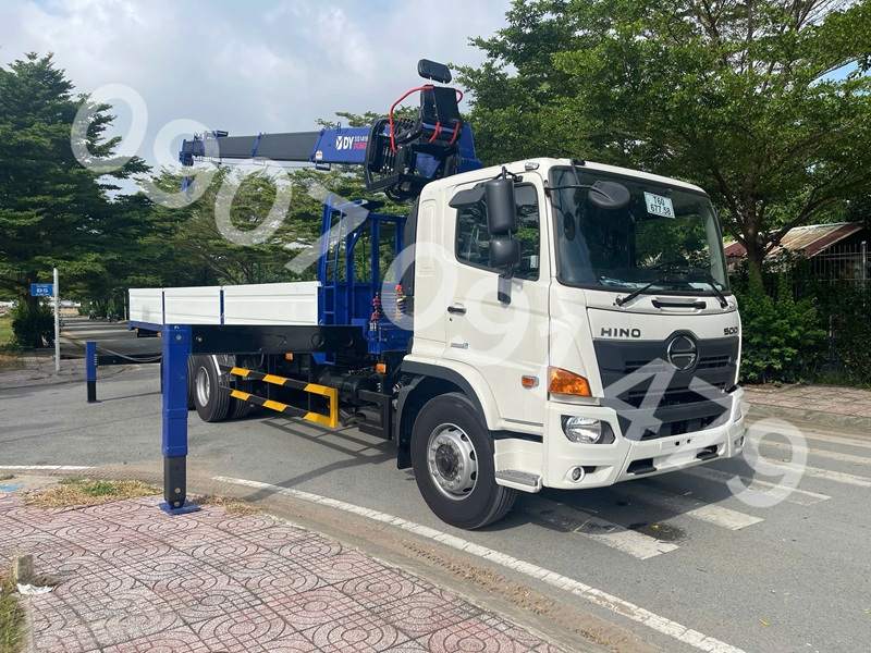 Tổng Quan Hino 15 tấn FL Gắn Cẩu 7 Tấn