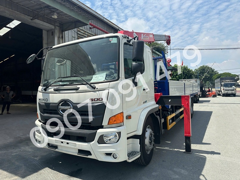 Hino 8 tấn gắn cẩu unic 554