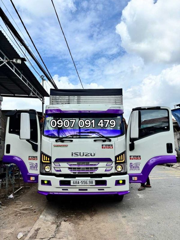Ngoại thất Isuzu FRR650