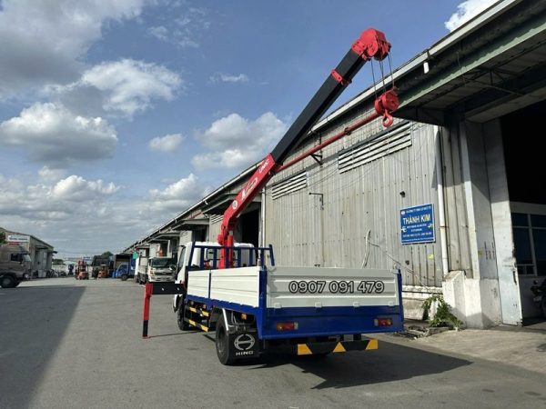 Thông số cẩu unic 375