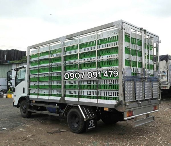Tổng quan Isuzu QKR270 chở gia cầm